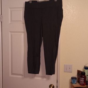 Torrid size 2 pixie plus size crop pants